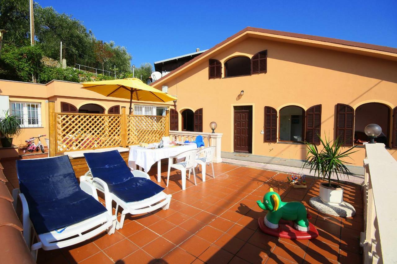 Appartamenti Villa Chiara 因佩里亚 外观 照片